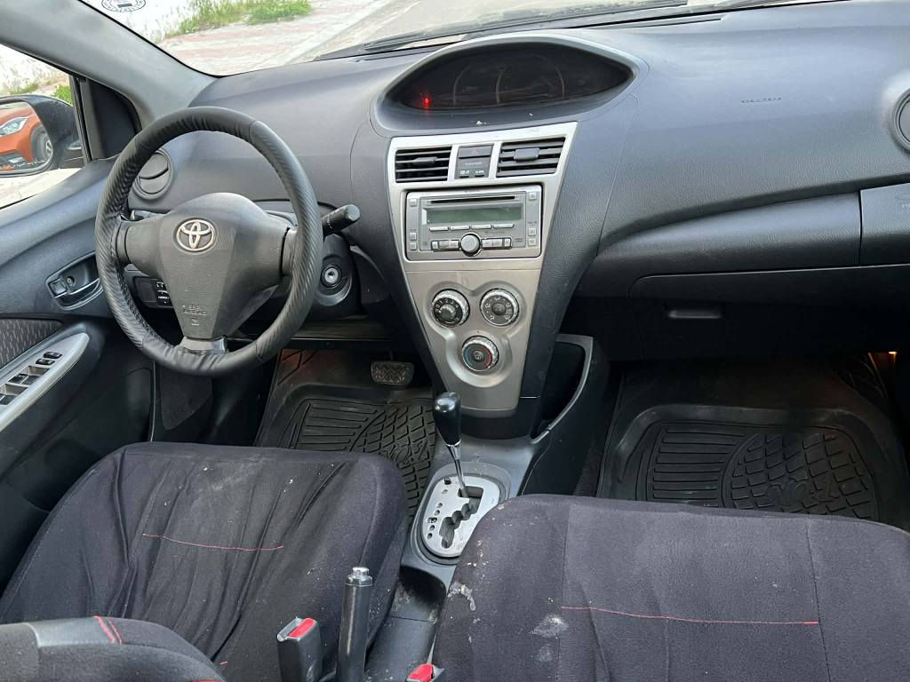 *********** تویوتا یارس مودیل 2010 گێڕ توماتیک چوارجام کارەبا دەبل گێچ مەکینە گەورە پێنج بالیف پێنج ویلکەپ حەساس سبوغ 3 پارچەی سبوغە بێ ژوری پێش و پشتی کەپسە ڕەقم و سەنەوی نوێیە فەحس و هەزەی نوێیە گێڕ و مەکینە و بڕاوەی بەشەرتە سعري 75 ورقه أربيل, العراق
