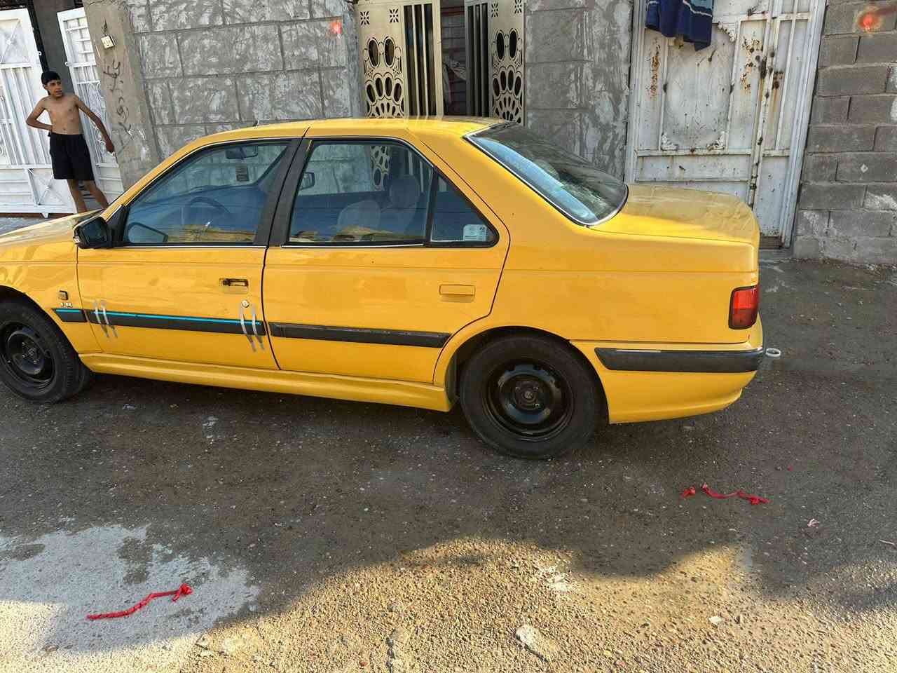 السلام عليكم بيجو بارص مديل 15كير مكينه وصدر مكفولات تبريد بس غاز عوزه بيه بنيد وجاملغ مبدلات منضومه غاز السياره شرط التحويل السعر 38وبيه مجال مكاني بغداد المدينه ***********

