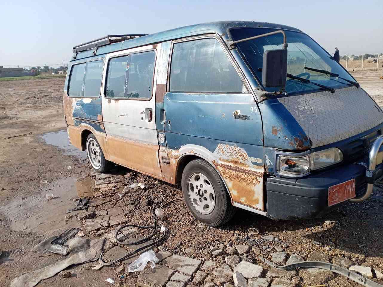 سلام عليكم كيه بسته موديل ٩٥ محرك ٣٠٠٠ جديد كير وكسل حداديه نضيفات جدن  السياره معمره جديد لسعر ١٥ اشراي يتصل وبيه خير ويدلل ***********
