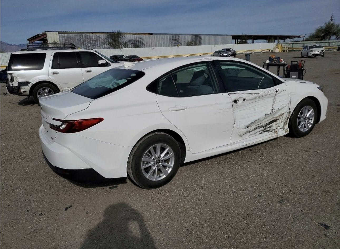 ♦️شركة النخبة - ELITE للمزادات وتجارة السيارات♦️

🔸السلام عليكم ..

♦️نوع السيارة …
♦️TOYOTA - CAMRY - LE - 2025♦️

♦️تاريخ المزايدة غداً الخميس بعد السادسة مسائاً
2026 - 2 - 27♦️

🔸عداد المسافات - 9 الف ميل فقط .
🔸الاسطوانات - 4 سلندر .
🔸حجم المحرك - 2.5 .
🔸الوقود - هايبرد .

AZ - TUCSON - موقع السيارة🔸

♦️سعر النقل من امريكا الى الاردن او الامارات - 2.300$

♦️الأضرار  :- حسب الصور المرفقة

🔸للدخول الى المزاد او شراء سيارة
🔸او اي استفسار يرجى التواصل مع …

♦️شركة الخبة - ELITE للمزادات وتجارة السيارات♦️

♦️عثمان الناصر - ‭0774 810 7610‬

📍صلاح الدين - قضاء العلم - قيصرية الخالد📍
