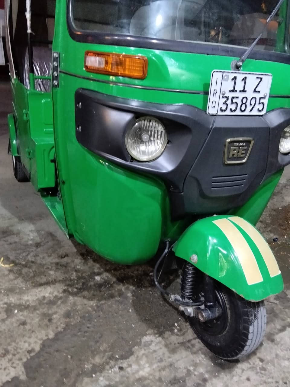 السلام عليكم تكتك 22 للبيع كفاله عامه رقم وسنويه بغداد مدينة الصدر قطاع واحد ***********
