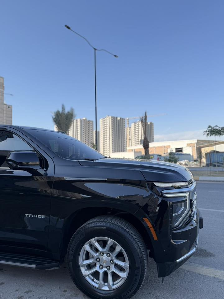 تاهو موديل 2025 خليجي ضمان وكالة المنصور سيارة كفالة عامة من الصبغ والبارد عده شبر بي دي ار أثر شخط 

رقم#بغدادباسمي تحويل ثاني يوم 

ماشية 23 
مغلفه ppf ضمان 10 سنوات

المواصفات 

5كامرات

كامرة دوارة 

لون اسود 

حجم المحرك V8 5.3L

مرتبط بناقل حركة أوتو 10 نمر

رادار + تحديد مسار + مانع تصادم + نقطه عمياء مفتاح التشغيل بصمة

4 باب بصمة

تشغيل عن بعد 

 

حساسات أمامية 

حساسات خلفية 

لايت زينون + LED

بك لايت LED 

دخول بصمة ذكي 

حساسات ضغط الاطارات 

اشارة في المرايا الجانبية 

تعليق لمس

هاند بريك كهرباء 

دشبول شاشة ديجيتال متصل

شاشة جبيرة حجم 17 + Apple Car play 

مثبت السرعة Cruise 

المودات والاوامر الصوتية 

8 مخرج منفذ الطاقة 

3 قطع تبريد

حركة المقاعد الأمامية كهرباء

ثلاجة 

تبريد لمس مناخين منفصلين 

3 قطع تبريد 

أوضاع القيادة Drive Mode 

نظام مانع الانزلاق 

نظام نزول المنحدرات 

نظام تحديد المسار

عنوان السيارة بغداد
***********
