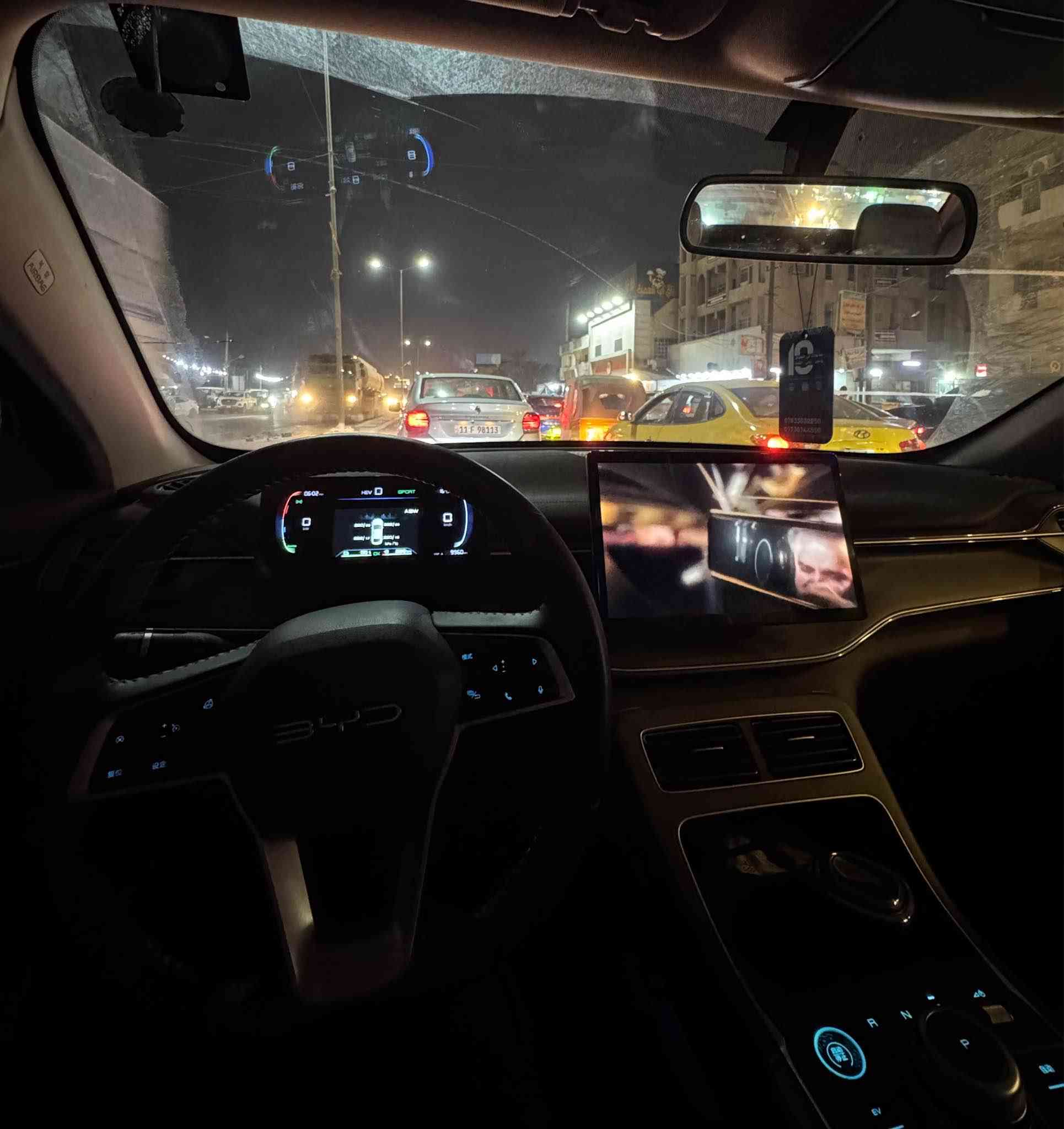 ديستروير 2025  —  للبيع 🔥

🚘 ديستروير 2025
سيارة تجمع بين ، القوة، والتكنولوجيا الحديثة بتصميم يخطف الأنظار من أول نظرة
ممشى السيارة 25.000 كم 
✅ محرك١٥٠٠ تنفس طبيعي  وأداء ثابت
✅ شاشة كبيرة ونظام ترفيه متطور
✅ كاميرات + حساسات أمامية وخلفية
✅ فتحة سقف
✅ تشغيل بصمة وستارت
✅ مقاعد جلد 
✅ إنارة LED كاملة بتصميم شرس
✅ رياضية فخمة
✅ أنظمة أمان ومساعدة قيادة متطورة
للتواصل الاتصال فقط 
***********
20 مليون و مجال بسيظ بغداد, العراق
