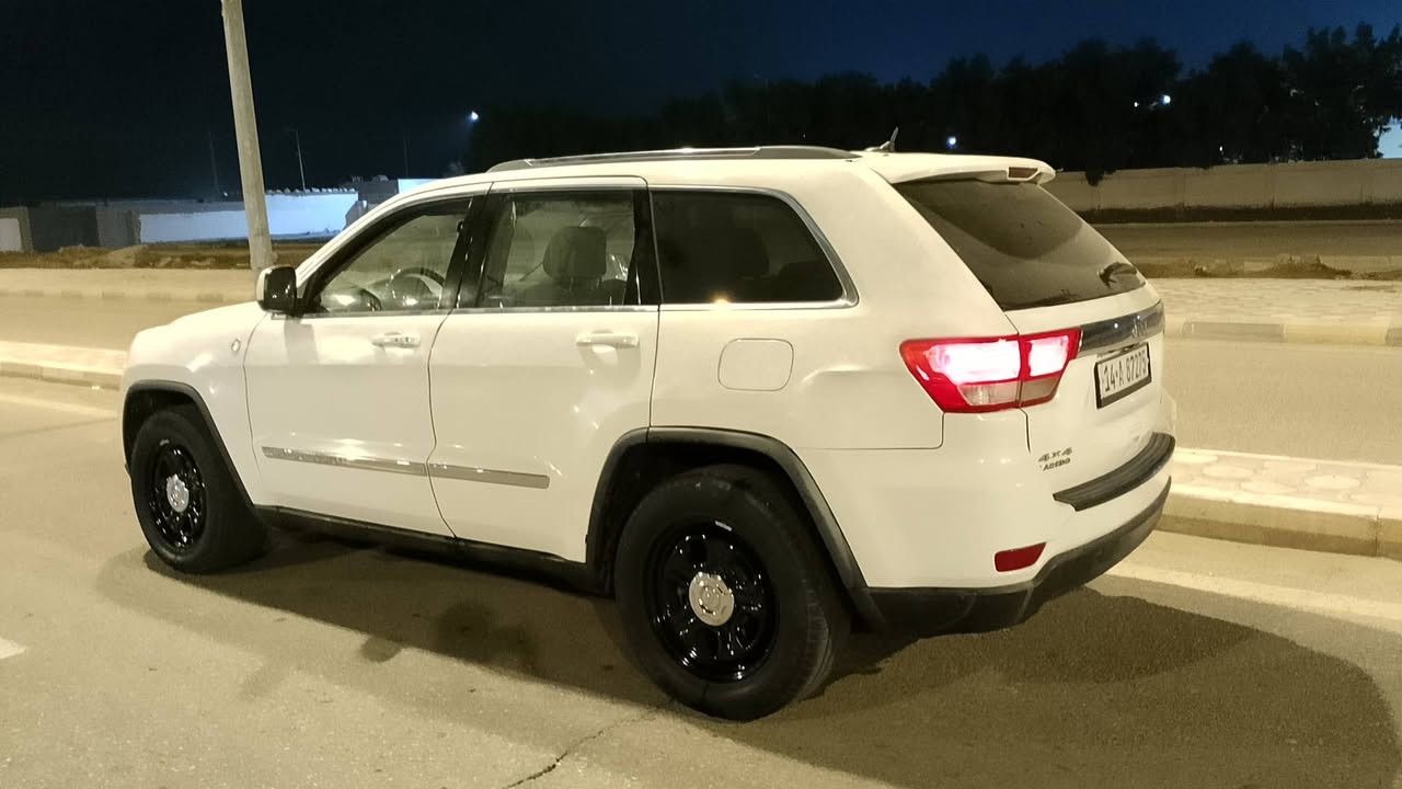 سلام عليكم جيب لاريدو 2011 للبيع سيارة جاهزة تبريد كير مكينة حدادية رقم بصرة محرك 3600 السعر 135 بيه مجال مكان ميسان الاتصال *********** السونار موجود بل صور
