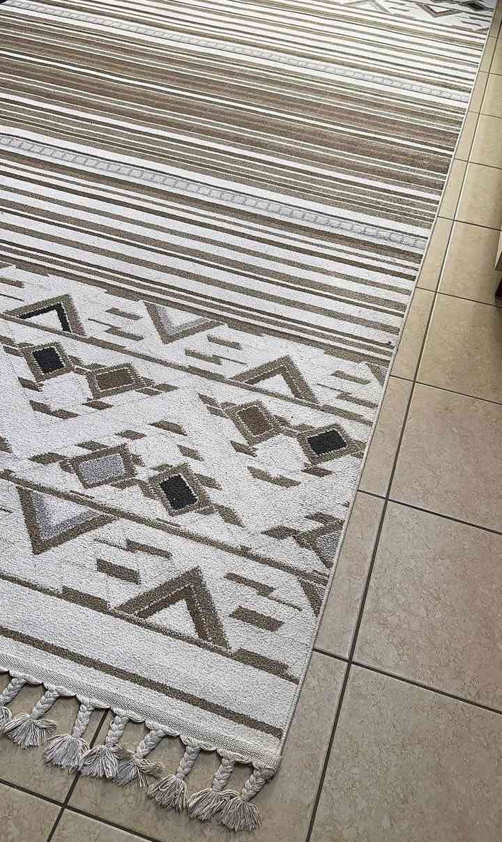 زوليه 2٫40×3٫40
مدة 80×280 
تركي ماركة اوبتيما استعمال موسم واحد نظيفه جدا
الزوليه +المدة ب150 فقط


**إذا كنت صاحب هذا الإعلان وتريد حذفه لأي سبب، رجاءا أرسل رسالة إلى الدعم الفني**