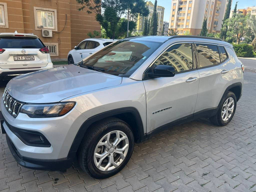 Jeep Compass 2024 💥
جيب كومباس ٢٠٢٤
سعر ١٤٠ ورقة وبيها مجال
ضرر ٣ قطع صبغ 
لغد و شواصي بشرت
ارباكات طاك راجع سستم
تترقم شمالي .... 
فقط بيع فقط بيع 

مواصفات Latitude 🌟
بصمة و بريك بصمة
دبل اكسن 
شاشة ايباد
تحكمات ستيرن و كاميرة
تراكشن و مود درايف
رادار امامي جانبي
حساسات امامي خلفي
بعد بيها مواصفات اهواي

كير محرك تبريد بشرت
حجر و رادارات بلادي شركة

مكانها دهوك 
وتساب *********** دهوك, العراق
