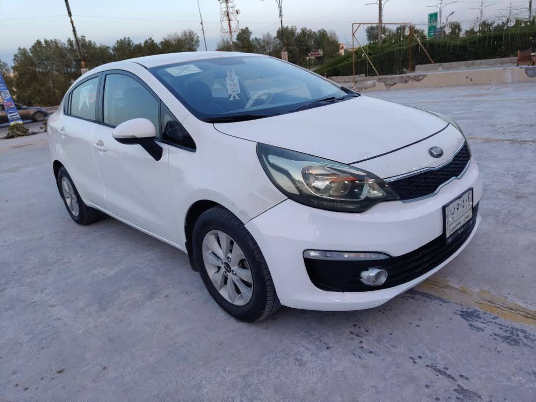 السلام عليكم 
كيا ريو مديل 15 
كفاله عامه ضربه تبديل صبغ 
ممكينه 1600 
السياره خليجي 
تبريد ثلج🥶
تخم تاير جديد 💯
أرضية جلد مغلفه
مكان البصره امن الداخلي 
 السعر 88  
***********
