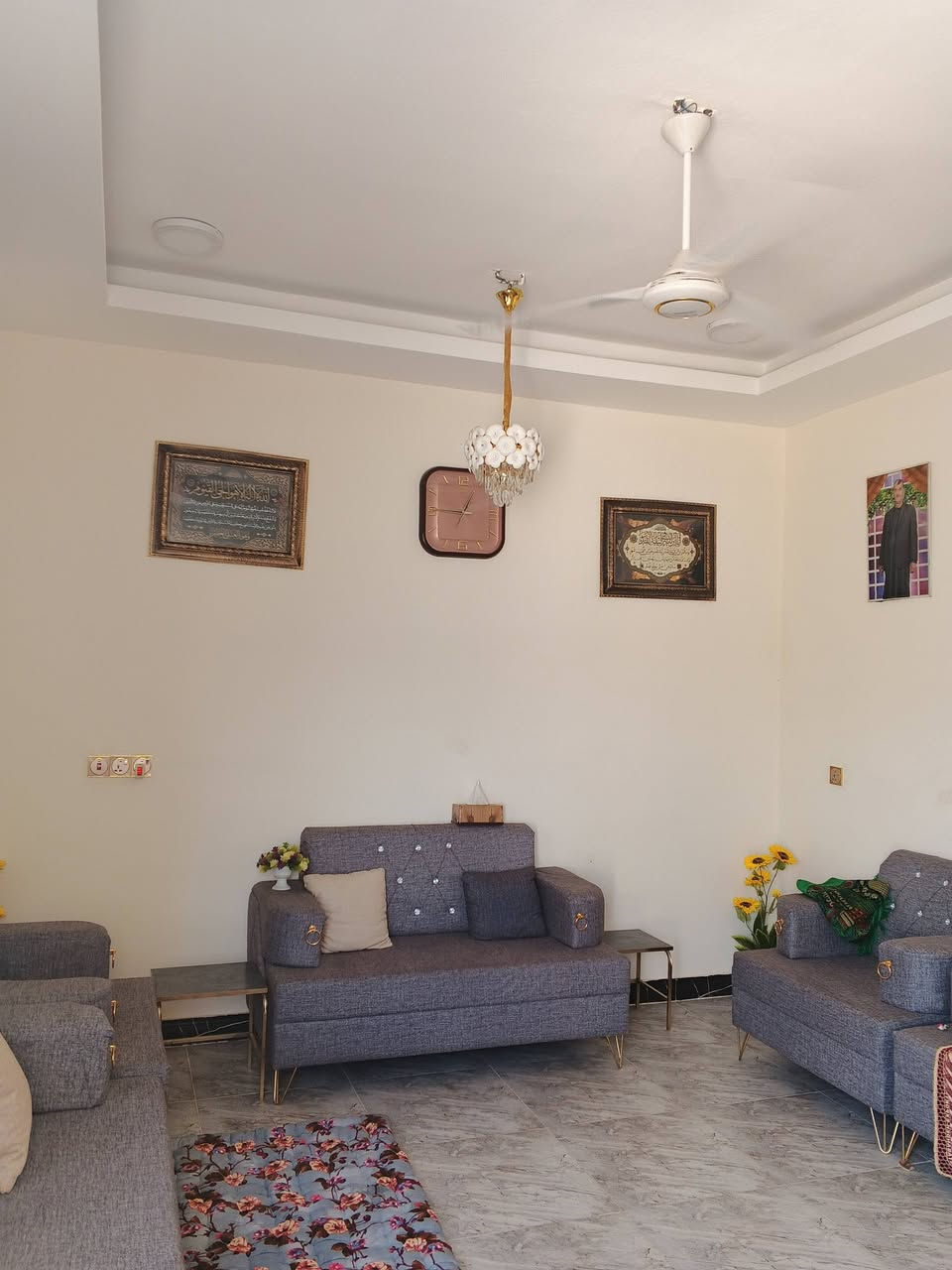 دار للبيع في منطقة أم العظام طابو زراعي سند 25 على سدة ديالى منطقة متكاملة الخدمات مساحة البيت 150متر مربع واجهة 10متر وانزال ١٥متر بناء حديث تحويل مباشر وكالة ومكاتبة رقم الهاتف ***********
