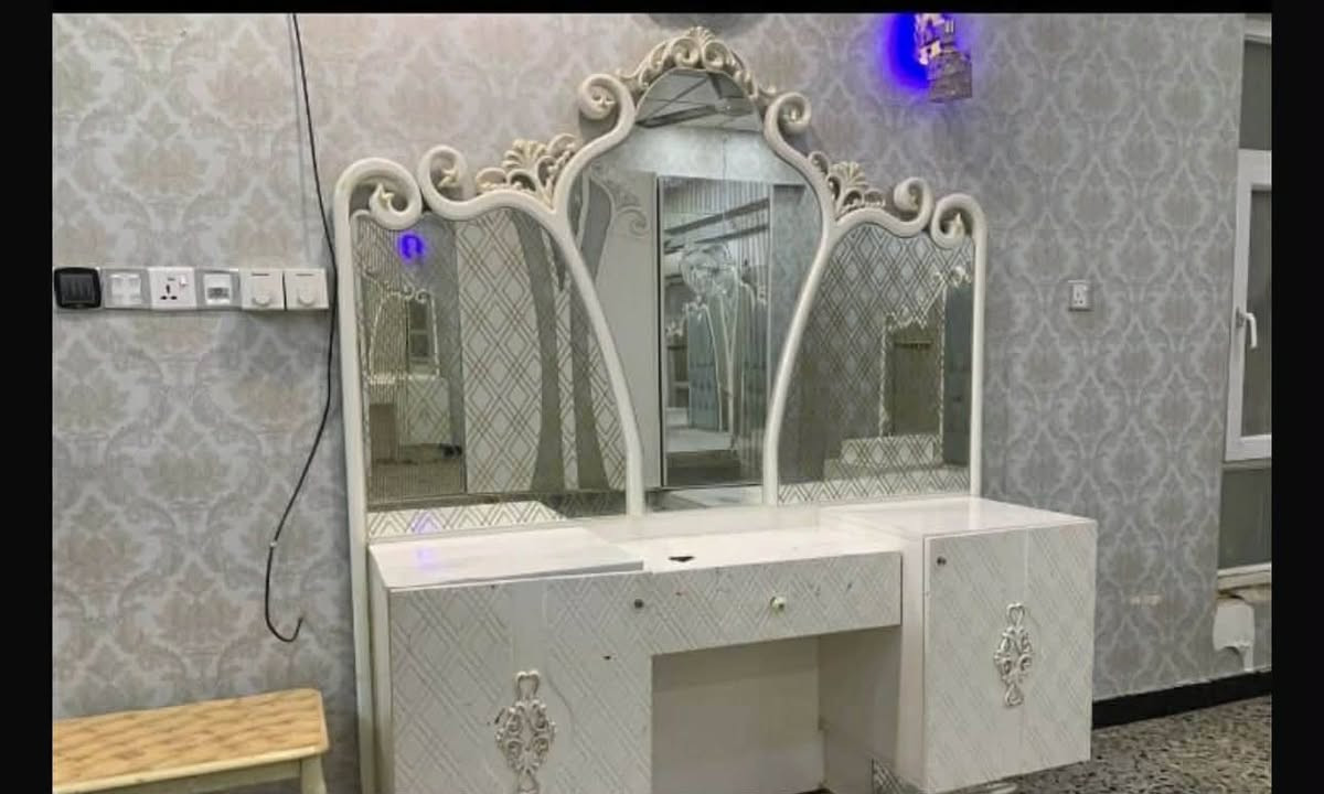 سلام عليكم غرفة نوم تركية يرادلهة مجر فقط مابيهة اي ضرر ثاني الشراي يراسلني خاص ادزلة رقم الهاتف


**إذا كنت صاحب هذا الإعلان وتريد حذفه لأي سبب، رجاءا أرسل رسالة إلى الدعم الفني**