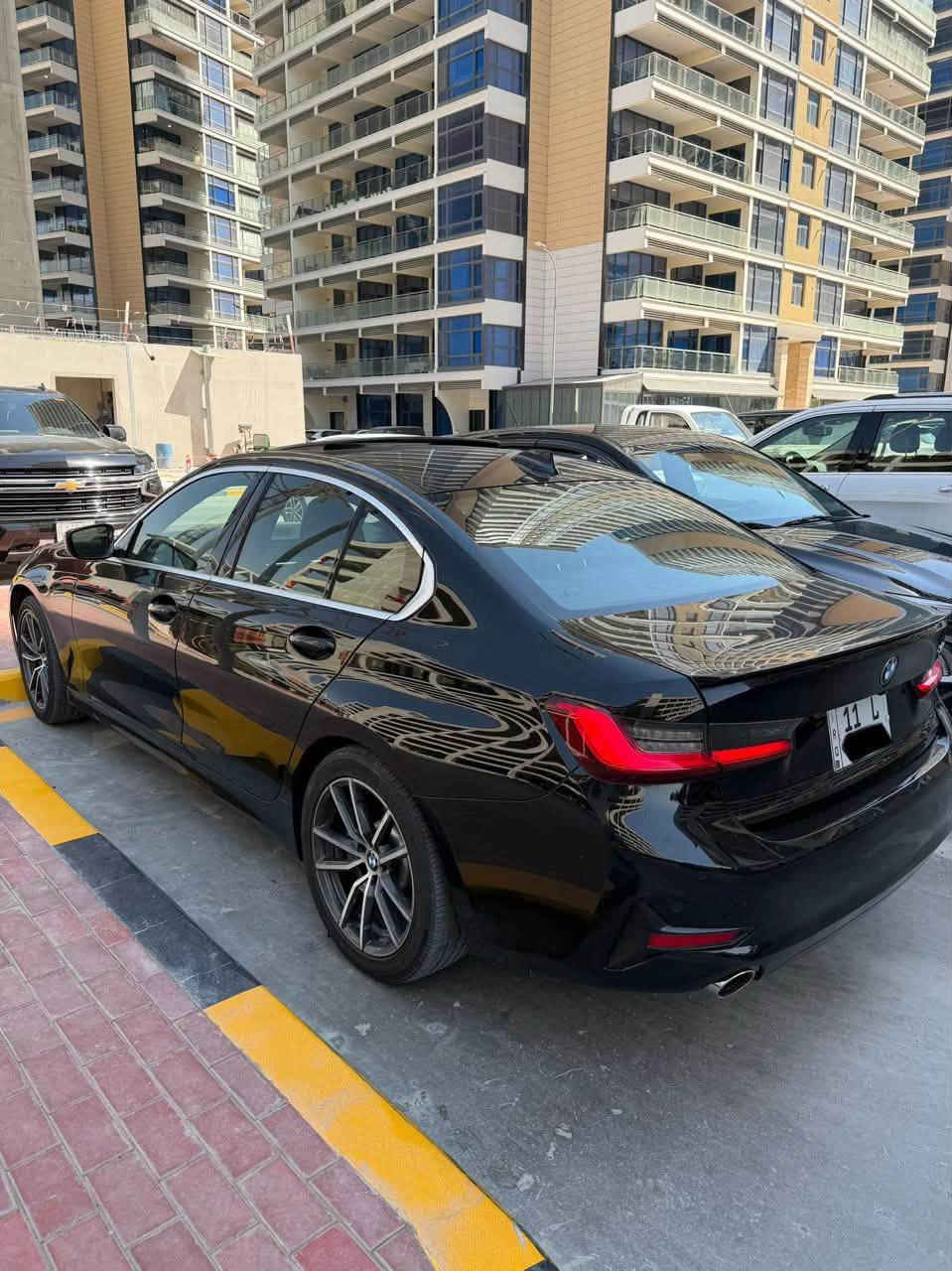 (بيع مستعجل قفل 225 ورقه بدون عمله)
BMW 330i 2020 بانزين فقط 
(( كلين فقط شخط با جاملغ )) 
انضف بي ام معروضه كير مكينه شواصي لغود دواخل كله كفاله عامه حتا البارد كفاله 
سياره كلش جديده ماشيه 80 الف 
رقمها بغداد باسمي عنواني المنصور 
السياره فتحه وجلد كراسي كهرباء فول 
*********** محمد 
كل صور أمريكيه موجوده على واتساب
