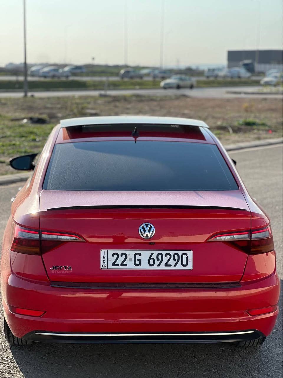 Jetta 
مواسەفات SE
مۆدیل 2019
سەیارەکی زۆر توند و تۆلە
بۆیاخ بەس سندوق
پشت و پێشی کەپسە بێ داخلی 
ناونیشان هەولێر
*********** أربيل, العراق
