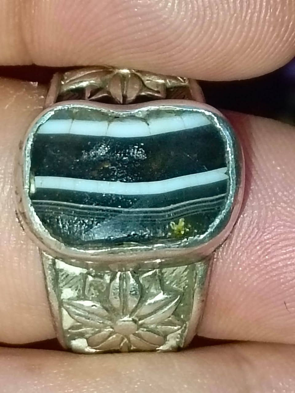 خواتم للبيع  كلمن وسعره     ***********  بغداد الشعب
