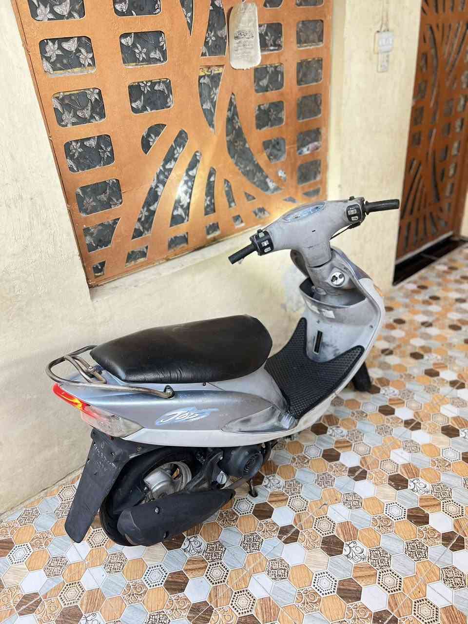 سلام عليكم للبيع ماكس منغولي كفالة عامة دراجة جديدة مابيها كل نقص سلف هندر كهربائيات كلها شغالة مكينة ماتنسمع جيب اي مصلح وتعال افحص دراجة كلها بلاد سعر خاص او رقم ***********
