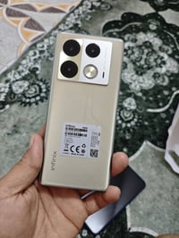 نوت 40 برو • جديد • ٢٥٦