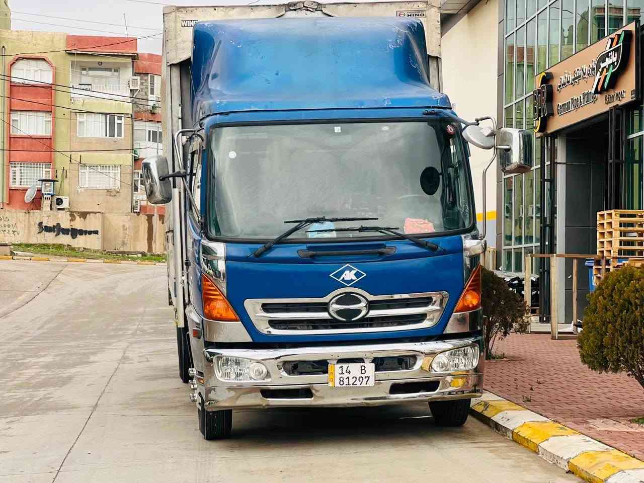 السلام عليكم للبيع    هينو شيطان طول 6/25مكينه  5سلندر موديل23رقم بصره ارتفاع الحافظه.   245 ///***********
