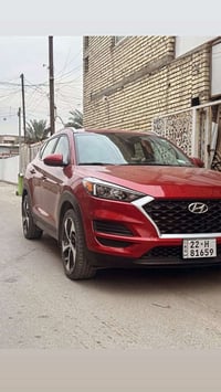 توسان 2021 ماشية 72 مارونية وارد امريكي للبيع   07710108122