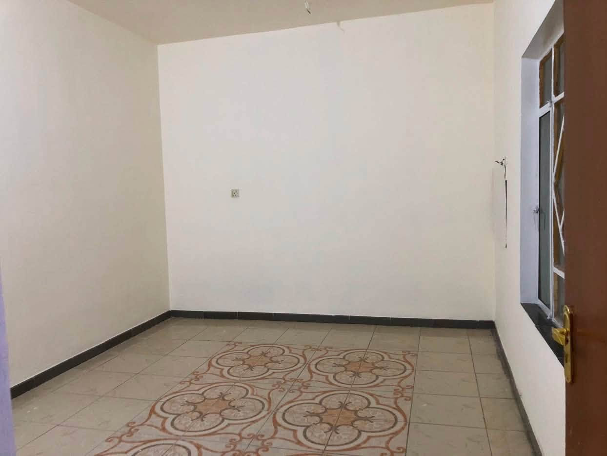 ⁨. 🏠. دار طابو صرف لبيع قريب من شارع المهندسين الرئيسي📍 🏠. . 

. ((((🏢🏢🏢🏢 🧿🧿🧿)))) ⭕

الموقع/ حلة / المهندسين ثالث بيت عن شارع المهندسين الفرع المقابيل مدارس لارا الأهلية 📍📍

 
المساحـــة الكليه / 100

الواجهة /5

عرض الشارع /

التفاصيل / طابق واحد غرفه صاله كليدور مطبخ صحيات 

السعر :  ***********  محمد الجنابي المدهش للعقارات
