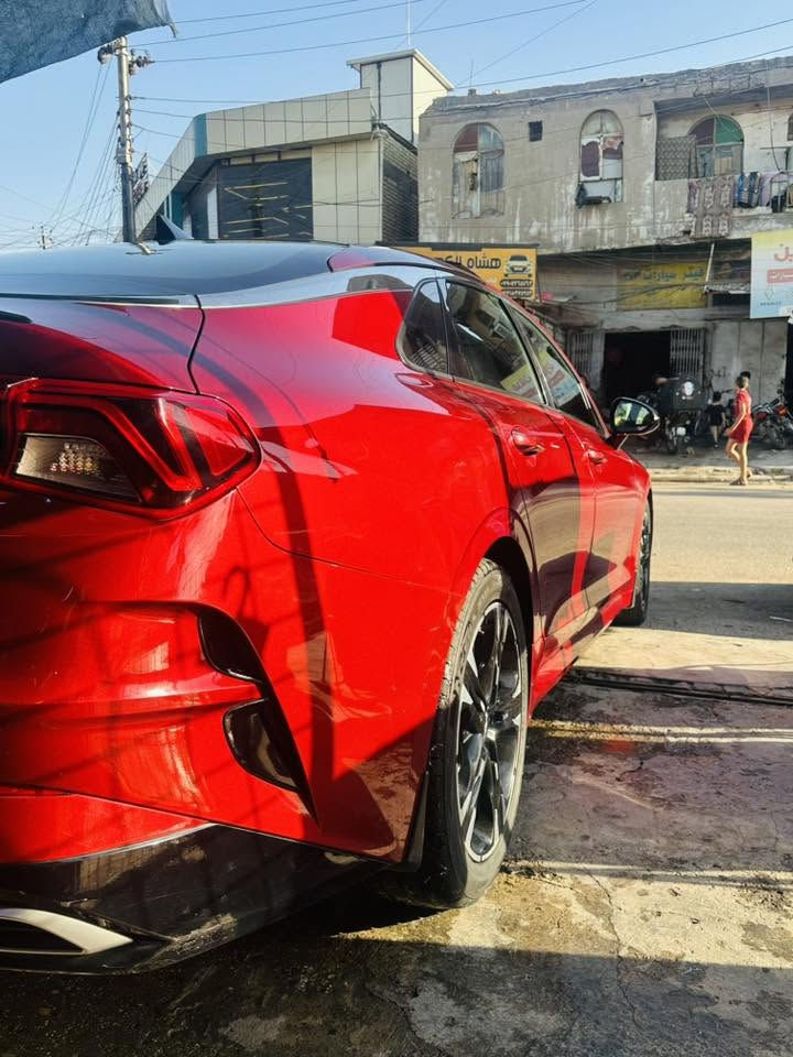 السياره جي
جي تي لاين KIA K5  
وارد امريكي فقط البنيد بدون ايرباك بدون لغد بدون شاصي حته الراديترات بلاد
 موديل 2022
مواصفات فووول
ماشيه ١٠٠ ميل
--(بانوراما)
_محرك 1600 تيربو 
_بصمه تشغيل +بصمة ابواب
ــ 4 انضمة قيادة
_ شاشه كبيره
_تشغيل عن بعد
_لايت زينون ٣ عدسات
ــ لد نهاري
_ ترحيب عند الاقتراب
ــ قيادة ذاتية
_تحديد المسار
_النقطه العمياء
_رادار امامي جانبي خلفي
ــ توقف ذاتي
_فول تحكم ستيرن
ــ ستيرن رياضي حرف D
_كامره خلفيه دواره
_ شاشه كبيرة وايضا تدعم GPS
_كشنات جلد GT line
ــ كشن السائق كهربائي
_سايد بريك دكمة
ــ اوتو هولد
_اشاير بلمري الجانبيه
_بانوراما
معوقين باقيله سنه وتصير حره
عنوان السياره بغداد البياع
للاستفسار***********
