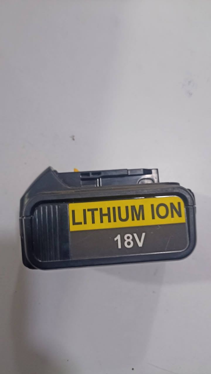 بطارية ديولت  ١٨ فولت سعر ٣٥ فقط اصلي


**إذا كنت صاحب هذا الإعلان وتريد حذفه لأي سبب، رجاءا أرسل رسالة إلى الدعم الفني**