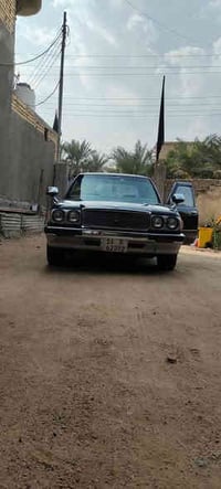 من رخصة صاحب الكروب سيارة ارنب كراون موديل (2000) مكينة ونجي جديدة الس...