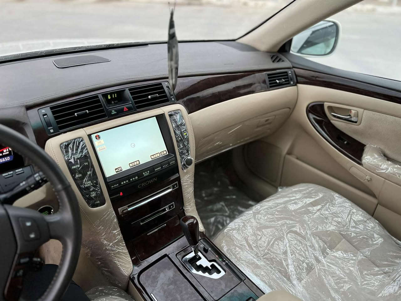 سەرەتا بە ناوی خوای گەورە میهرەبان ❤️
سلاو لە ئەدمینی خۆشەویست❤️
تویتا کروان شاهینە2007 180  رۆیال براوە براوە
مەکینە بچوکی گیر گەورەی بئ دوکلل بئ دوکل ئالتونی بازار
بەسمە رەساسی 
ناوزەردی ساج مەلەکی سفر 
ساج و دەشبل رەقەم یەک  جوان و بئ شکاوی
لایت ناوجەی کوئر
ئاوئنە شەفت 
پەردە
شاشەو کامئرا
ساردو گەرم بەستراوە
برئکی نەبەستراوە 
جامەکانی هەلگیراوە
کارەبای کامل مەزبوتە 
کامل ئیمپیفایەری و موکەبەرە مەزبوت
کامل مەسرەف کراوە
کامل کونی گەرمی گیراوە هەوای نایەتە ناوی
5بەسمەیە بەسمەی سندوقی مەزبوتە
رۆنوپاتری و هایدرۆلیکی تازە گۆراوە
4تایە و ویلی رۆیالی بیلادی لە ژئرە
لایتەکانی کەڤەری رەش کراوە
کامل زینۆنی بلادی 
حەقیقی جوە 117.000
بئ قەپو قۆپ 
سەقفی شوشەیە لەشەی شوشەیە
پئشو پشت کەپس بئ دەحمو لئدراو
سەقف وکەڤەری بە شەرت 
بئ بۆیاغ 
گئرو مەکینە بەشەرتی وەستا و رۆن گۆرین
قەترە دوکەلی نیە 
مشتەریی تئل بکە یان جات بکە جوابی کۆمئنت  نادەمەوە لەگەل رئزم
بەس فرۆشتنە گۆرینەوە. وقیست ناکەم
شوئن رانیە _حاجیاوا 
0751 807 45 42
فایبەرو واتس اپی  لەسەرە
