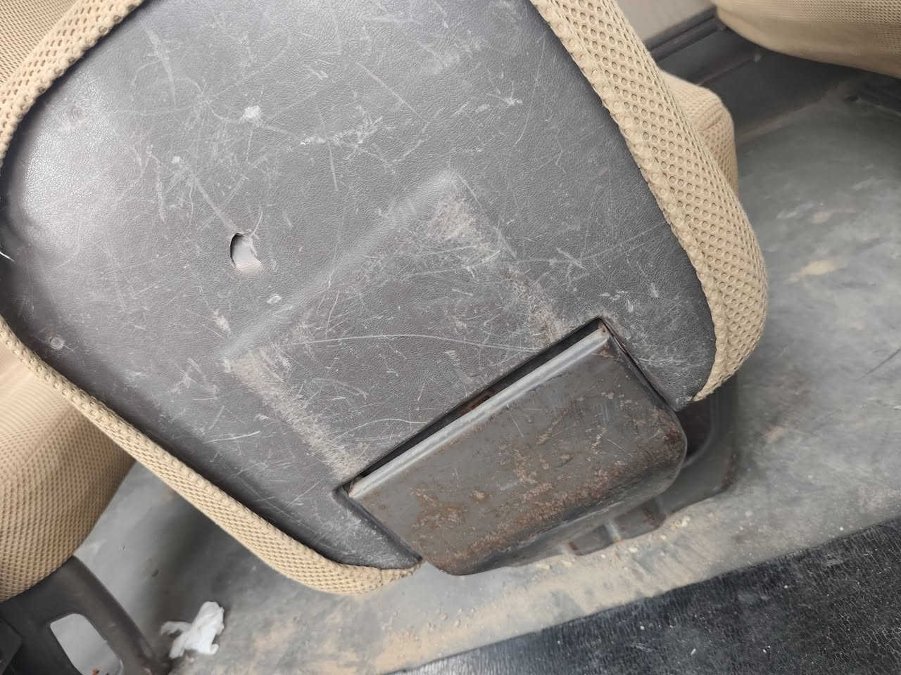 سلام عليكم للبيع كشنات القلاب مال روزه نضيفات كلش تخم كامل 6 الاستفسار ***********
