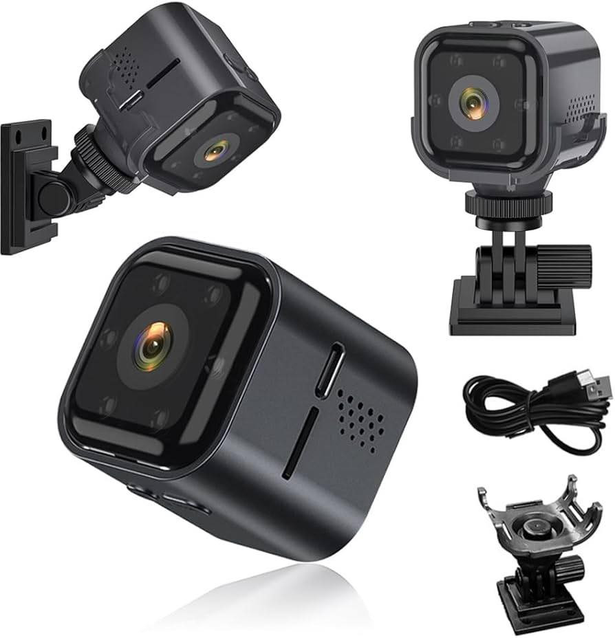 كاميرا مراقبة سرية صغيرة واي فاي 

الاتصال: تدعم شبكة الواي فاي للاتصال بالهاتف.
دقة التصوير: توفر دقة تصوير عالية الوضوح HD (غالباً 1080p).
الميزات الصوتية: تحتوي على ميزة الاتصال الصوتي ثنائي الاتجاه.
الرؤية الليلية: مزودة بخاصية التصوير الليلي.
كشف الحركة: تدعم التنبيه عند اكتشاف أي حركة.

ب٨ الف اول تم @إشارة


**إذا كنت صاحب هذا الإعلان وتريد حذفه لأي سبب، رجاءا أرسل رسالة إلى الدعم الفني**