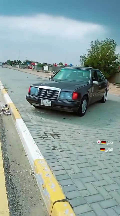 سلام عليكم
مارسدس دب موديل 91
مكينه وكير بطه
كهربائيات كلهها شغاله 
نقصها تبريد سنوية للـ 27
بيع ب45 او مراوس 
بيهها مجال 
العنوان بصره 
رقم الهاتف: ***********
متواجد واتساب فقط
