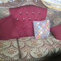 نص تخم • كراسي • سعر مناسب