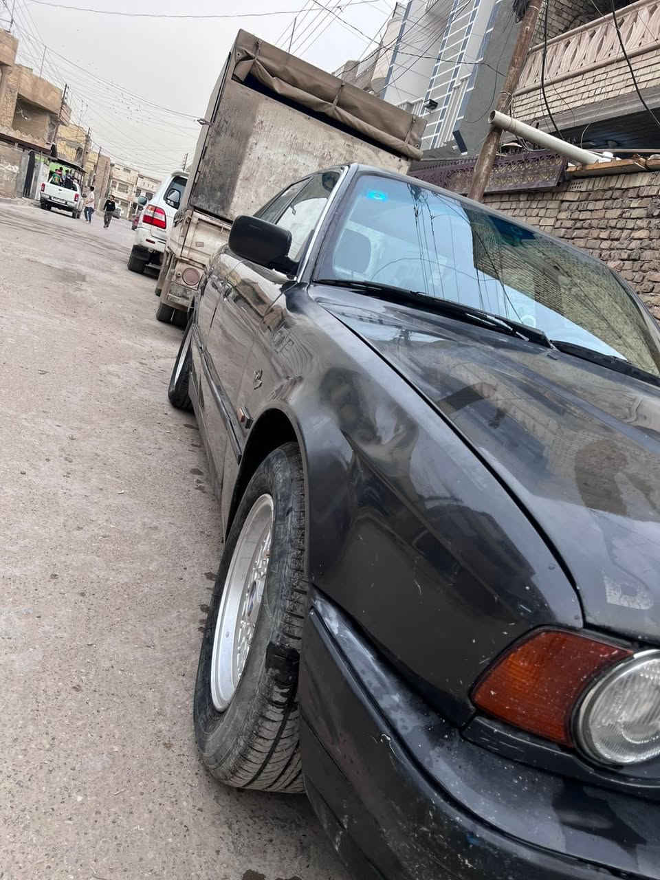 BMw525
🔴أصل فصل بليته سنويه محرك كير 525
🔴كفاله عامه گير + محرك 
🔴تبريد ثلج 
🔴محرك مسكر. 
🔴حماوه شتاء صيف ماكو 
🔴كشنات كهرباء كلها شغاله. +فتحه بالسقف
🔴كهربائيات مكفوله + منظومة زنون اصليه. 
🔴مكفوله من الضربه 
🔴رقم انكليزي بأسمي تحويل ثاني يوم 
🔴موديل 1992 فول مواصفات. 
🔴تايرات نظيفه + الصدر الامامي والخلفي جديد. 
🔴سياره ترايك للبصره وترجع للزاخوا وانوب تجيني لبغداد لان ايدي بيها وما مخليها بنقص شي 

🔵#محتاجه صبغ لان صبغتها جارده بس ولونها 🔵#رصاصي_غير_محدد يعني كل الوان الرصاصي تگدر تصبغ 
 
🔵وأني جناي بيئم اصلاً بس احتاجيت للبناء والله واريد ابيع وايدي بيها وما موگفتني ابد السياره الحمدلله والشكر. 

💠سعرها 58 والشراي يجي يشلع عيني وياخذها وبيها مجال لان مستعجل ع بيعتها. 

💠مكاني بغداد - الامين الثانيه (‭***********‬) متواجد واتس اب و رصيد #غير متواجد ع الفيس.
