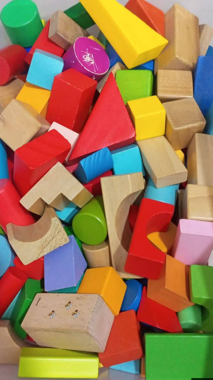 مكعبات
٢٥٠ قطعه ميكا بلوكس مع ١١ قطعه كبيره خاصه  ب قلعه اربع عربات و سفينه كبيره . 
مكعبات خشبيه اكثر من ١٠٠ قطعه 
مكعبات مغناطيسية ٥٠ قطعه ١٤ مسار و ثلاث كرات 
يوحد خدمة توصيل ..


**إذا كنت صاحب هذا الإعلان وتريد حذفه لأي سبب، رجاءا أرسل رسالة إلى الدعم الفني**