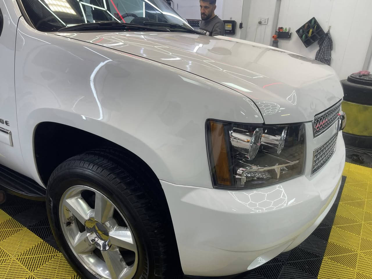 السلام عليكم اخوان للبيع او مراوس تاهو موديل 12 رقم بغداد 11 بسمي حادث موضح بلصور جاملغ صبغ وباب مبدل نفس اللون بدون ايرباك مواصفات LTماشية 150 نظيفة جدا السعر198 بيه مجال بسيط مكاني بغداد ***********
