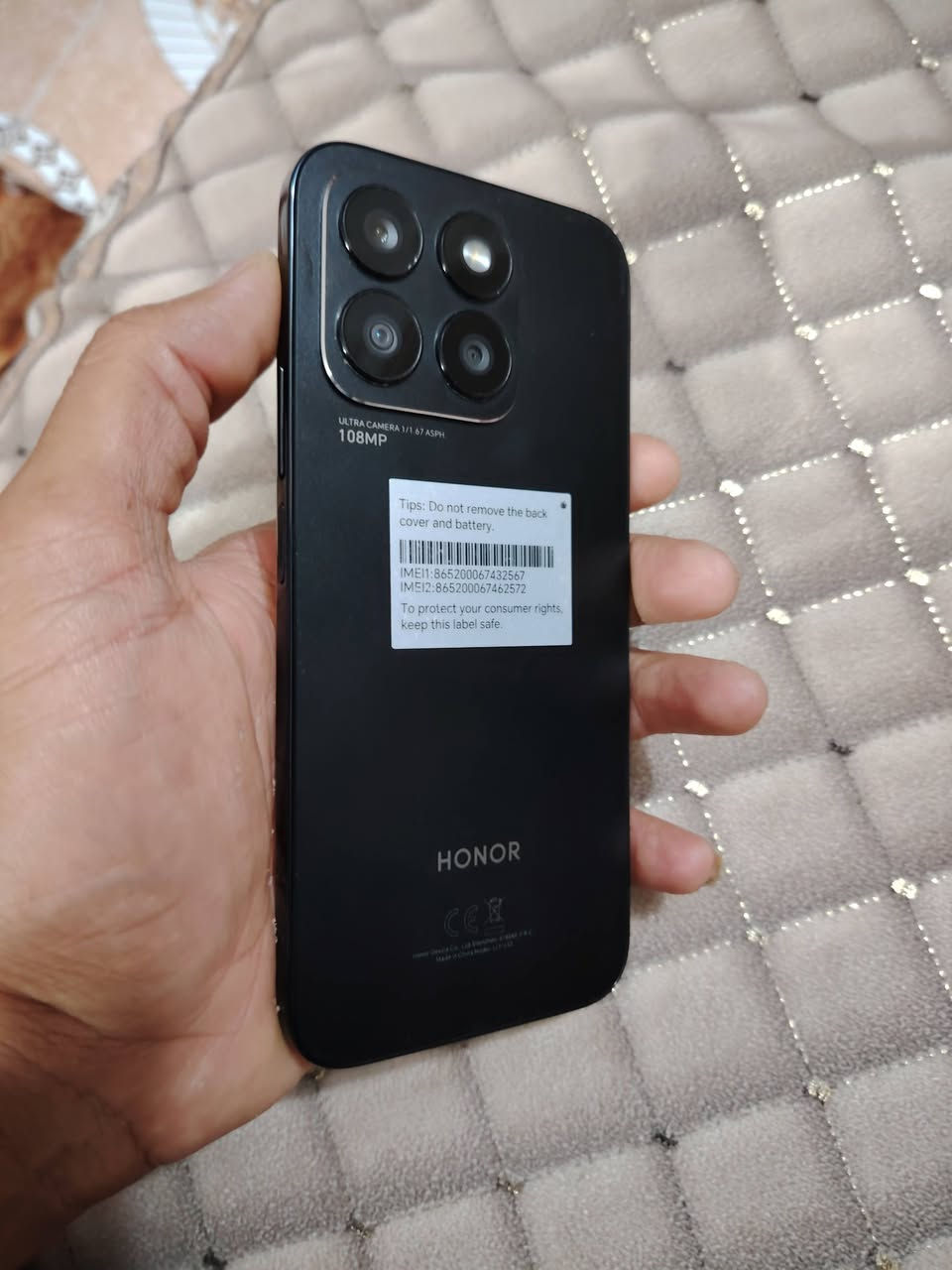 هونر x8b ذاكره 256
نضافت الجهاز 100/
مكفول الجهاز مال بيت
بدون ملحقات سعره 225 وبي مجال الشراي يتصل ***********
