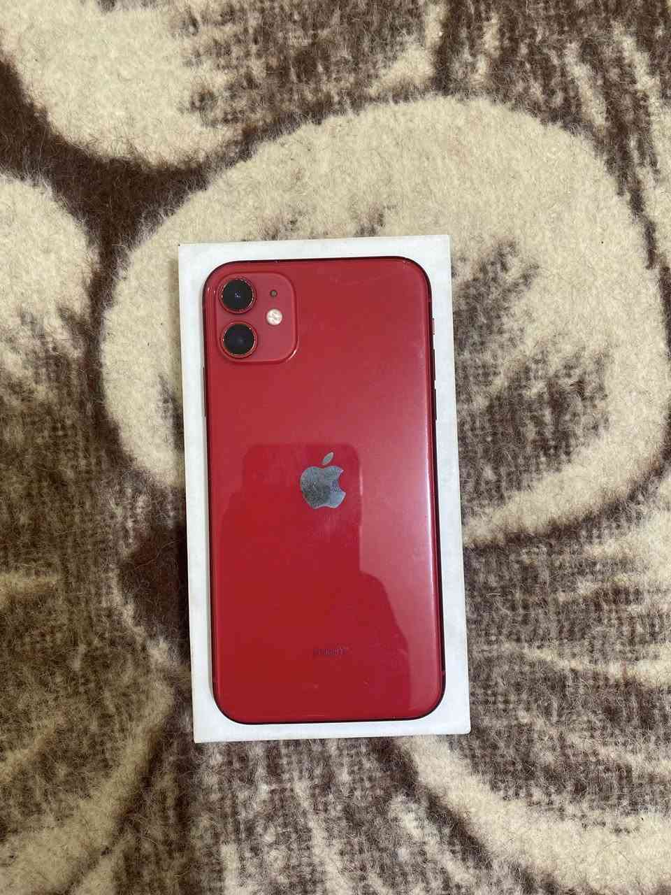 ايفون 11 عادي اللون احمر ذاكره 128 بطاريه 75 الجهاز مداخل تصليح ولا مفتوح يعني بلادي ؏ َ الشركة بي فطر بالضهر بس بالكلاسه يعني بالكزاز السعر 280 وبي مجال مكاني بغداد 

للتواصل بالتعليقات او خاص او واتس *********** وبالخدمه
