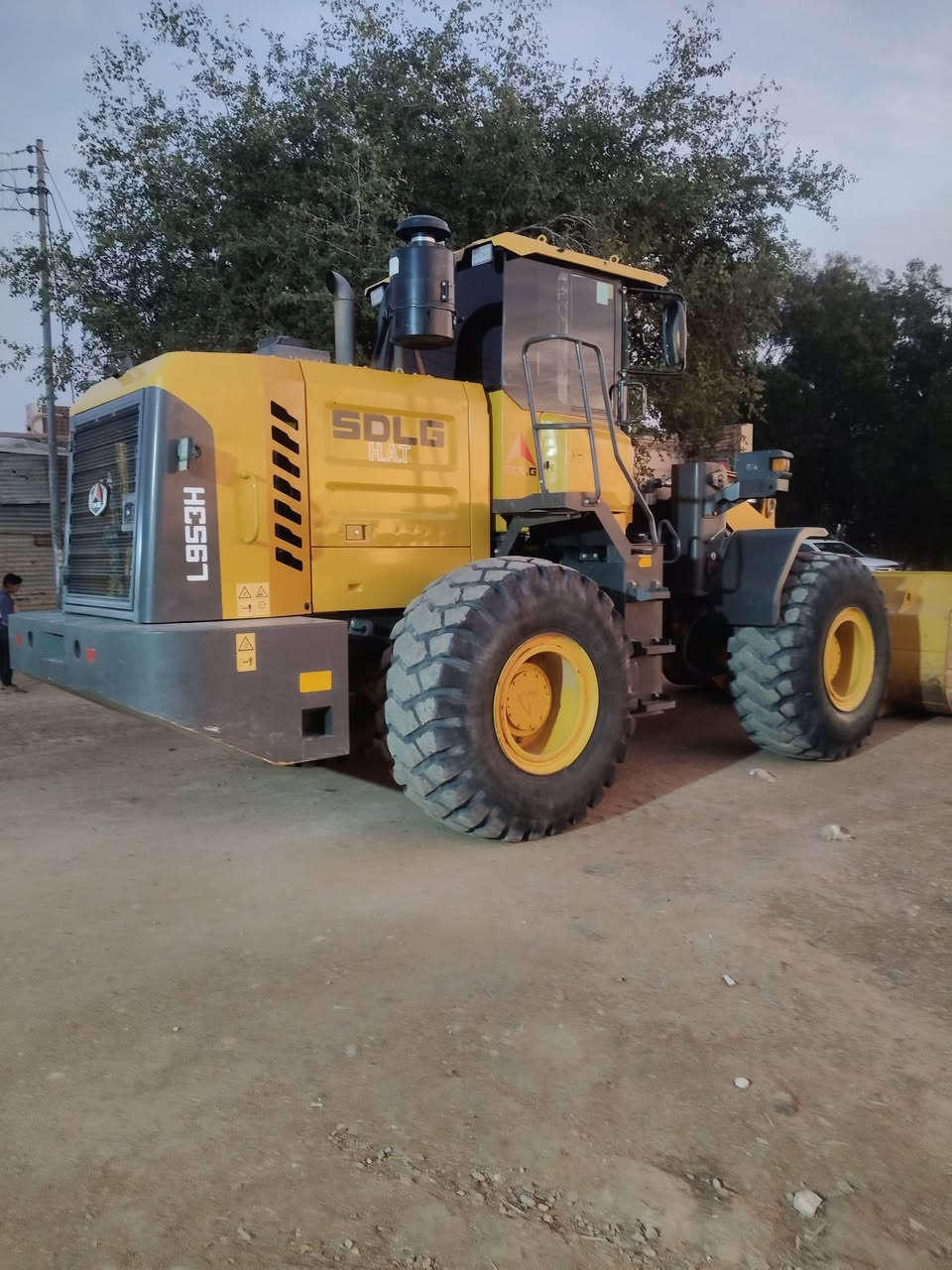 للبيع شركة درب البحار 
حجم 53 موديل 24 مكفول كفاله عامه عاده 3200 ساعه الاتصال على الرقم ***********
***********
