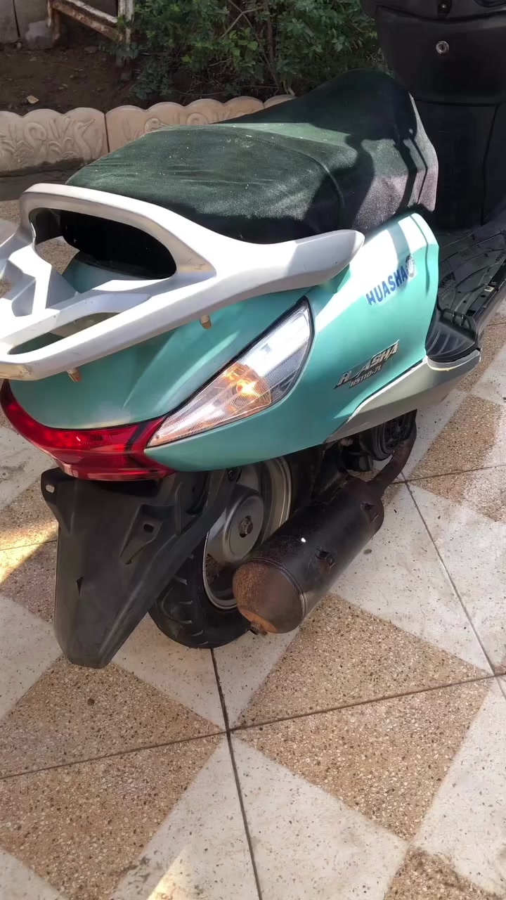 السلام عليكم 
سبسي للبيع السعر ٤٠٠ وبيها مجال بسيط


**إذا كنت صاحب هذا الإعلان وتريد حذفه لأي سبب، رجاءا أرسل رسالة إلى الدعم الفني**