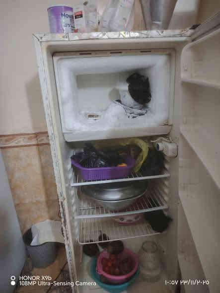 مكلف بنشر 
ثلاجات 2للبيع وحده شغاله وثلج خير من الله 
ولثانيه نقص غاز مكانهن حي العدس ***********
