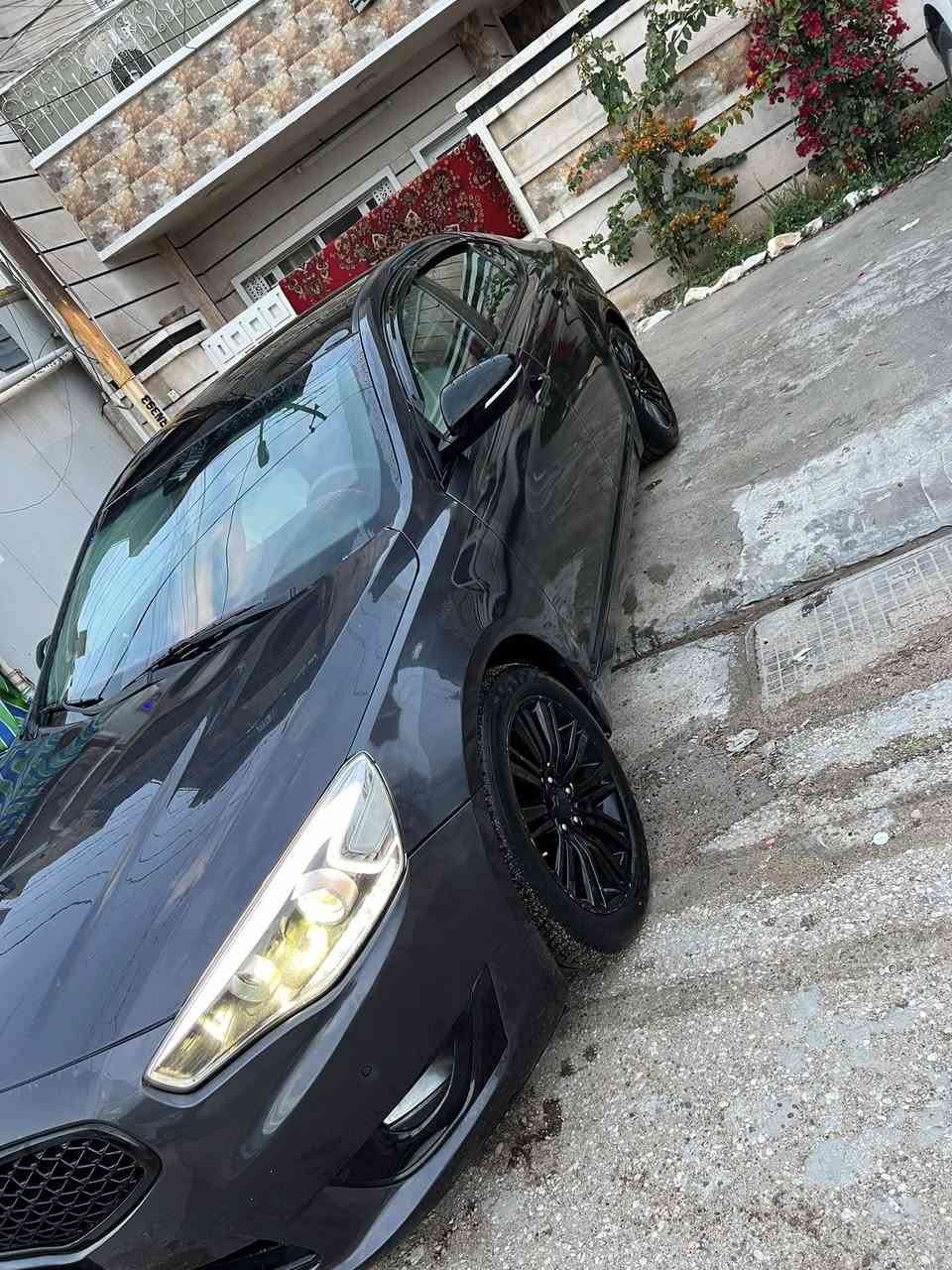 السلام عليكم ورحمة الله وبركاته 
 كادنزا ٢٠١٥ أمريكي فول عدا البنوراما اخوان رقم بغداد الانكليزي الجديد تحويل مباشر حادث جاملغ و البنيد وبيها صبغ جاملغات خلفيه وابواب هسه مصبوغه جديد ابيع حزام وناشر فديو قبل الصبغ وناشر صور الحادث سياره حلوه مكينة وكير مكفولات غرفه جديده لونين لاتبخير ولا تنقيص تخم تاير جديد 
مكاني بغداد العامريه 

السعر 115 
للاستفسار 
***********
