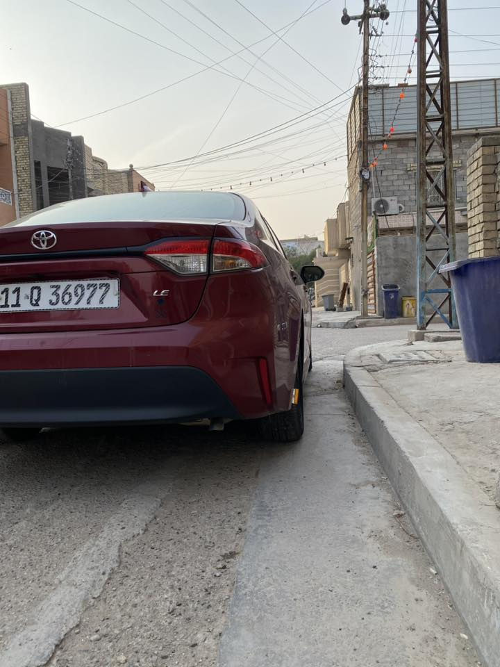 للبيع Toyota Corolla موديل 2023 وارد أمريكي فئة LE ✨  

📌 المواصفات:
- شاشة كبيرة  
- كامرة خلفية  
- رادار أمامي  
- مثبت سرعة (كروز)  
- نظام تحديد المسار  
- تحكم سكان  
- بصمة تشغيل  
- سنسرات  
- تبريد ممتاز  
- اقتصادية بالوقود  
- مواصفات LE المعروفة 🔥  

الممشى 50 ألف قابل للزيادة  
المحرك والكير مكفولات بحالة ممتازة ✅  

الحادث موضح بالصور  
بدون فتح ايرباكات وبدون ضربات دوخل  

الملاحظات:
- حالوب بقمارة  
- بارد بالجاملغ الخلفي  

السيارة استخدام يومي ونظيفة وتستحق المعاينة  
السعر 13,800 دولار وبيه مجال للجاد فقط  

للتواصل 
العنوان بغداد الاسكان خاص أو اتصال ***********
