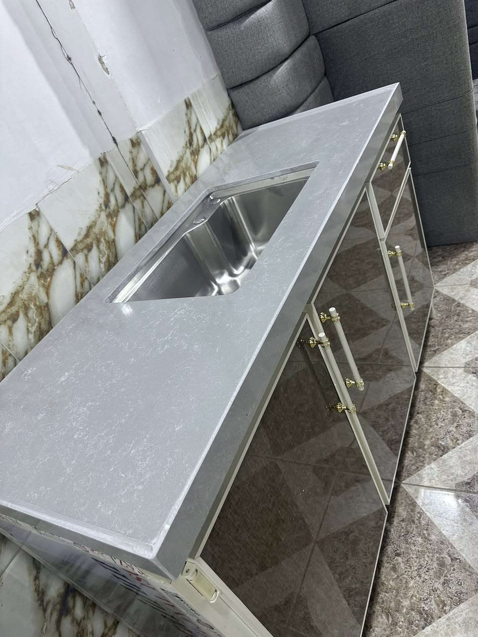 التاميم ركن آلمدينه معرض اثاث بيم
***********
