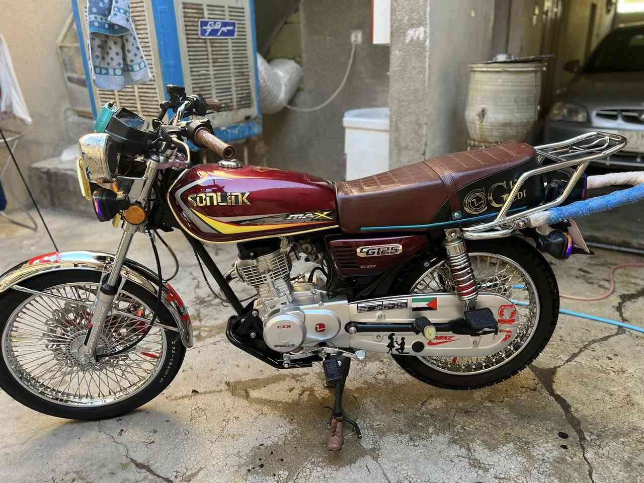 ماطور 4كير موديل25 منفيس موجود ماطور حيل نضيف كله شركه بعده شرط برغي نقص مابي تشغل وتطلع وين ماتريد سعره 650 الشراي يخابر ويدلل ***********
