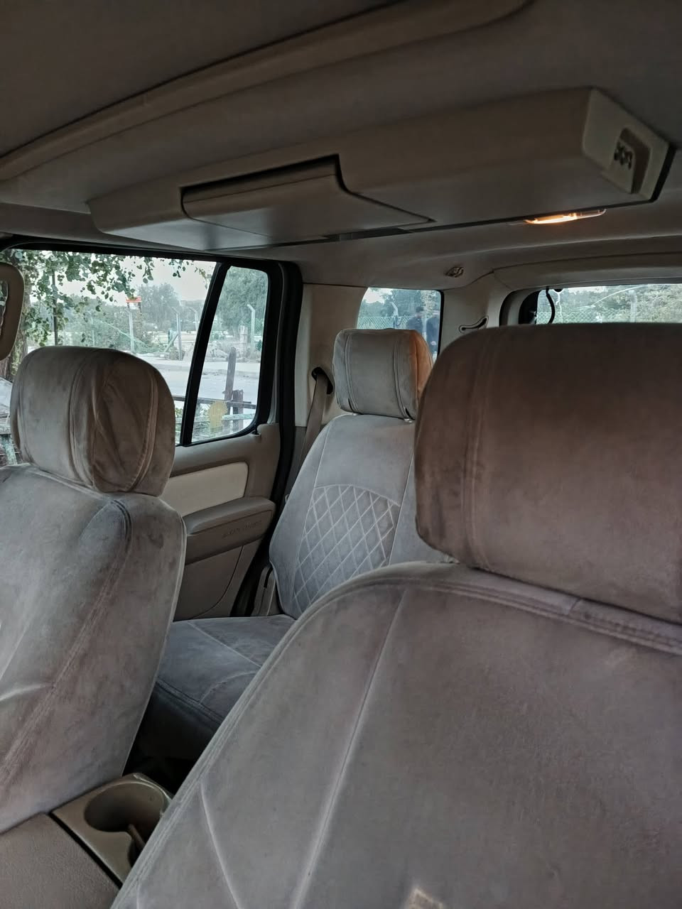 2008 سونار مرفق باسمي سنويه 2030 سليمانيه دولي 7 راكب مكانه بغداد 115 بيها. مجال بسيط للاستفسار ***********
