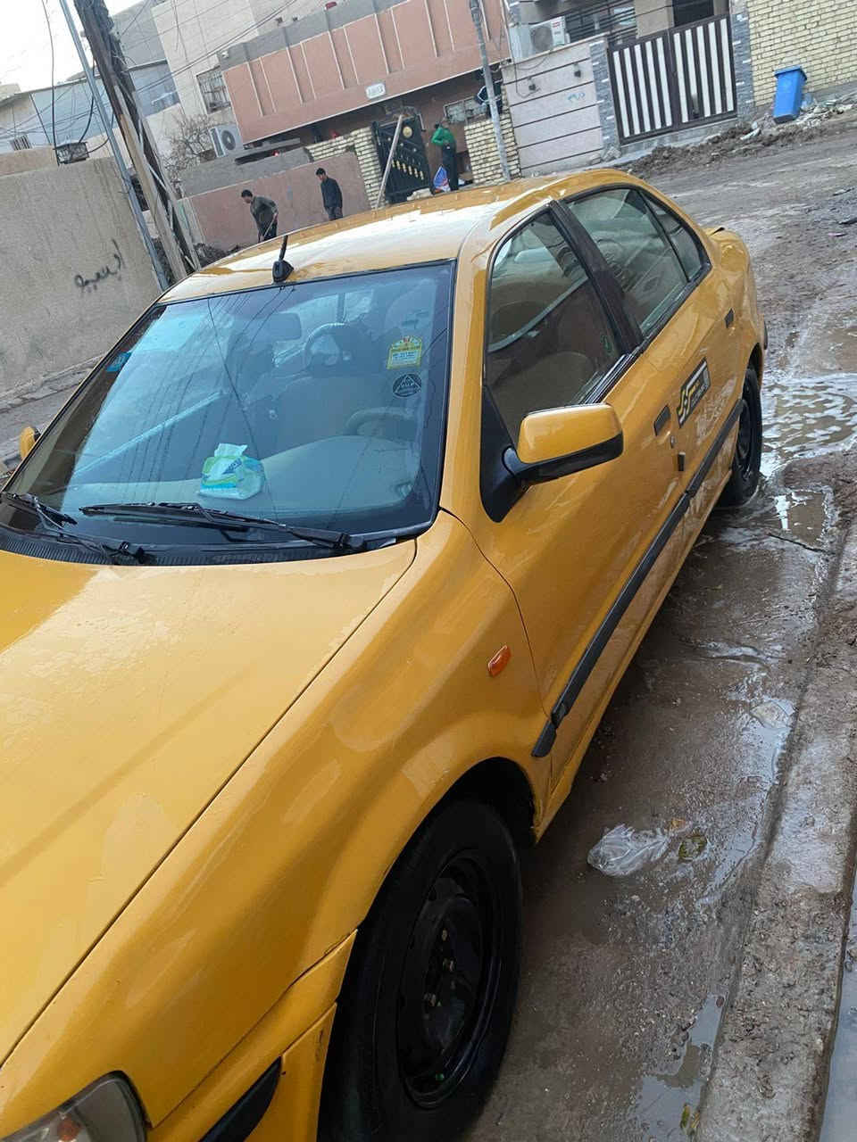 السلام عليكم سياره سمند موديل 11 سياره بسمي مصفره هيئه وغرامات مابيه ضربه سياره جاهز بس المكينه بيها خيط تبخير السعر 35 بيها مجال العنوان بغداد حي العامل
الرقم ***********
