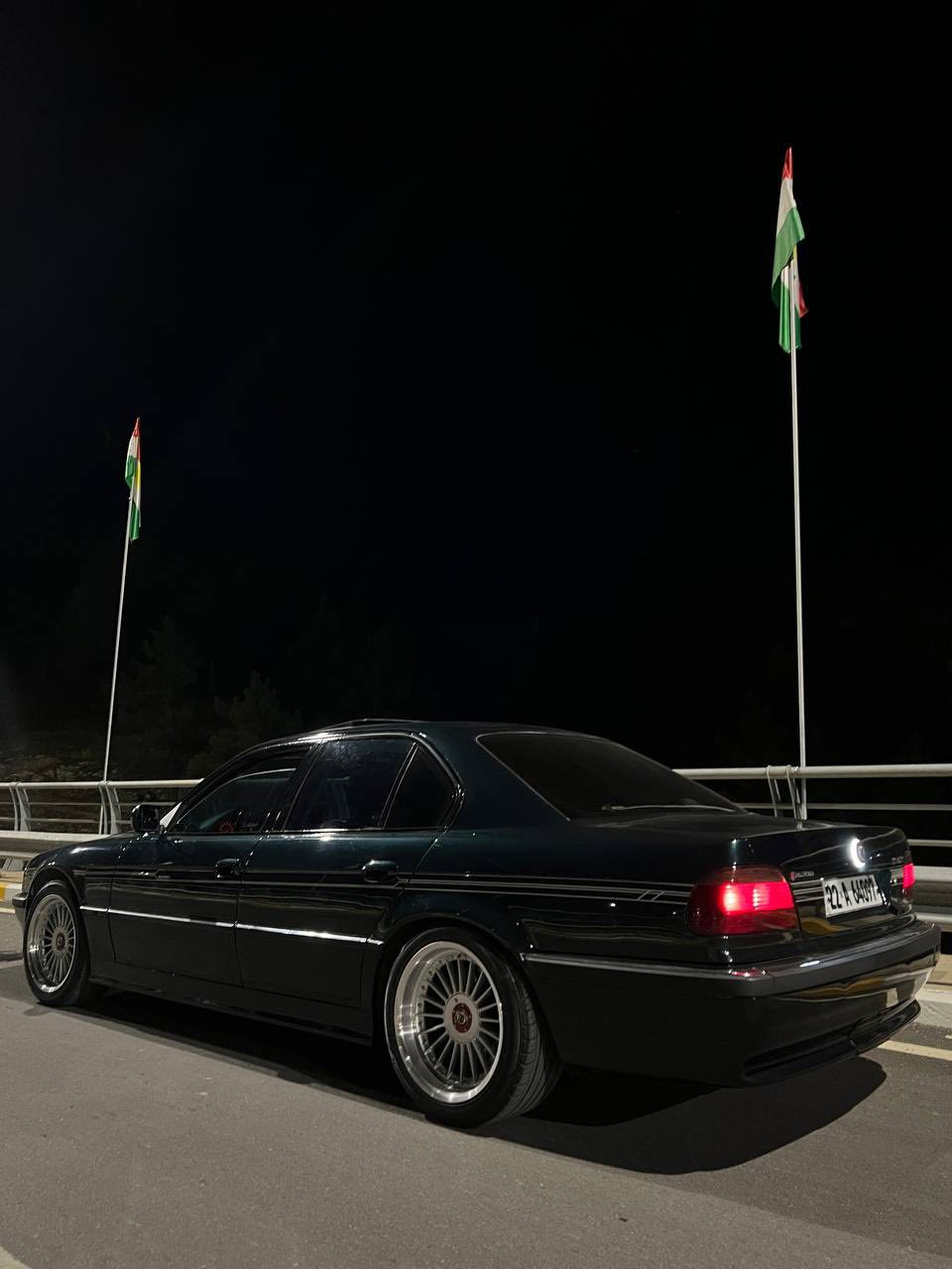 كاسحة موديل 2000 …. 728 دبل جيتال مصبوغة عام بدون حادث تبريد تادفئة شغال على البلاد صندوك شفط بردة كهرباء سيارة نضيفة كير ومكينة شرط كشنات هيتر ويالة البينة سعر سيارة 105 لل اتصال *********** مكان السيارة باربيل
