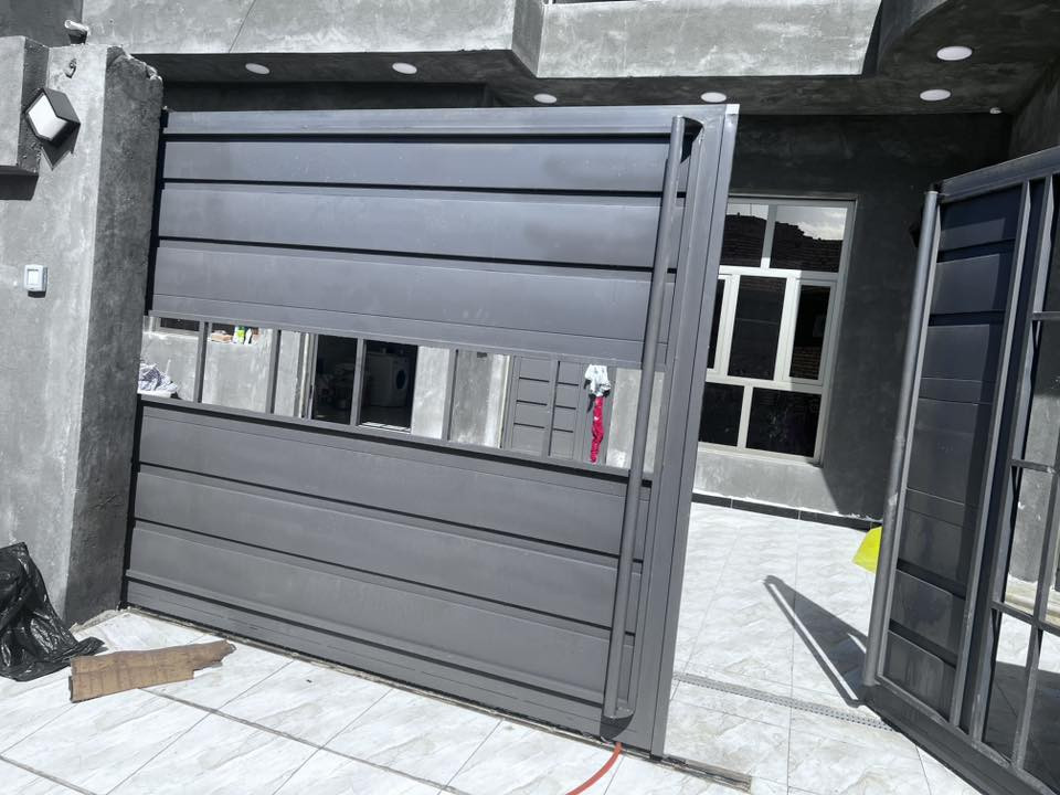 سلام عليكم صباغ حديد شغل درجه اولى المكان بغداد الحريه للتواصل وتساب ***********
