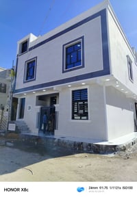 بناية تجارية • حي أور • ١٢٠م