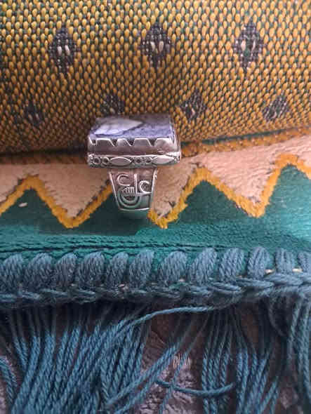 السلام عليكم خاتم وحجره مصور رباني للسيد الي حاب يتواصل معي على هذا الرقم *********** ابو حيدر من كربلاء
