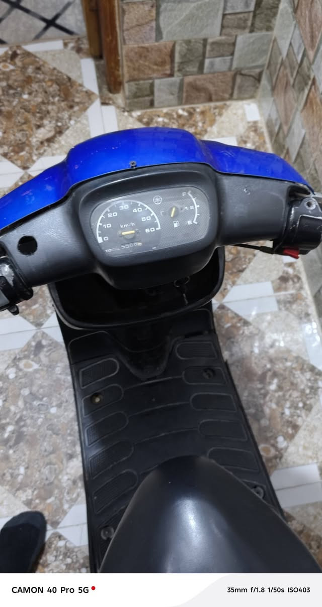 السلام عليكم دراجه بترا للبيع النقص اللي بيها باتري تشتغل سلف عنوان ناصريه مركز ومراوس اراوس قول للبيع***********/300
