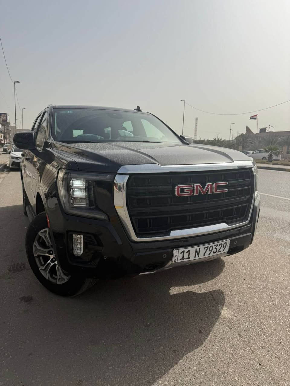 *يوكن SLE خليجي 2023* لون اسود رقم بغداد الجديد باسمي تحويل ثاني يوم كفالة عامة صبعين بارد بالباب فقط لا غير السيارة نضيفة جدا *بحالة الوكالة* مغلفة *PPF* بالكامل برغي ما مبدل بيهه ماشية 120 كيلو 

مكان السيارة البصرة 
للاستفسار:*********** البصرة, العراق
