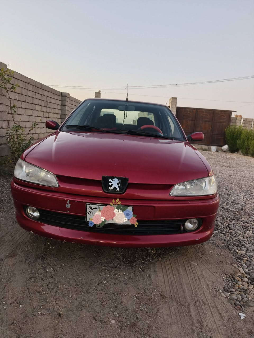 بيجو 306 (مطلوبه)  جديده بلادي سياره بدون صبق كير محرك شرط 
ترهم مقدمه وترهم نقد 
مراوس ماراوس بيع فقط 
هاتف ***********
سعر 30 وبيها مجال
